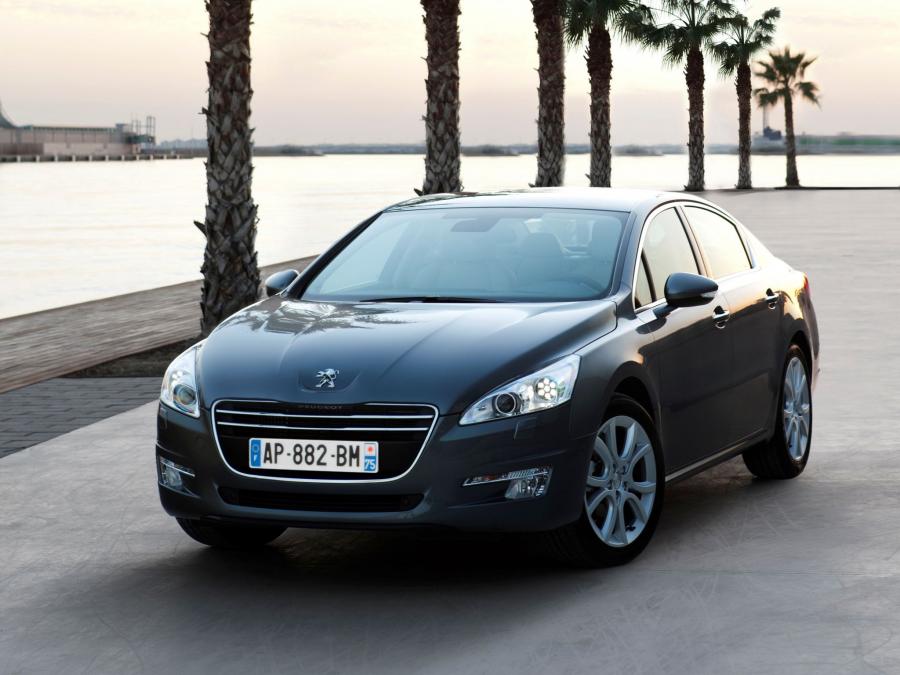  Peugeot 508 2010 года  (фото 32 из 47)